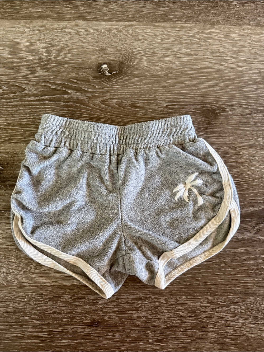 Tiny Whales Palm tree toddler shorts, size 2